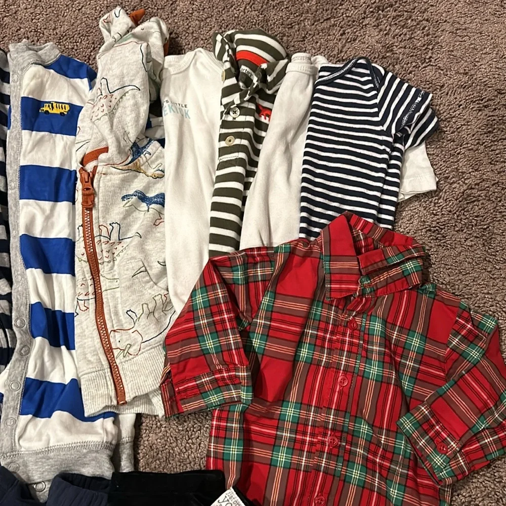 Babyboy 3m fall & winter footie sweatshirt onesie pants bundle!!